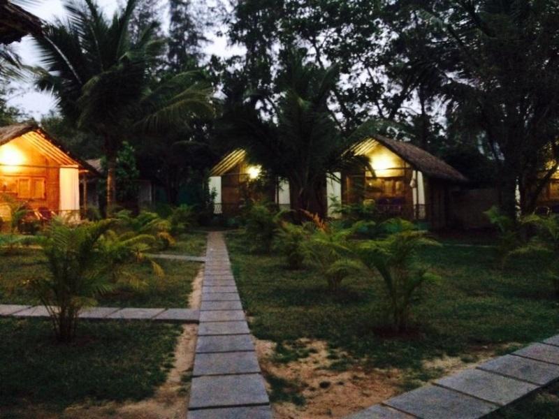 Hotel Tutti Garden Bungalows Mormugao Exterior foto